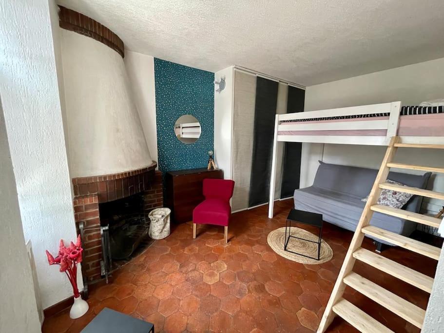 Maison A Proximite De Barbizon / Fontainebleau / A6 Saint-Sauveur-sur-Ecole Dış mekan fotoğraf
